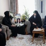 همدردی دختر پزشکیان با خانواده الهه حسین‌نژاد با حضور در منزلشان