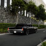 یک نمونه خاص از لینکلن کانتیننتال ۱۹۶۴؛ خودروی کلاسیک مافیایی با استایل دهه ۶۰ میلادی (+عکس)