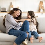 فواید خندیدن برای سلامت قلب و کاهش استرس